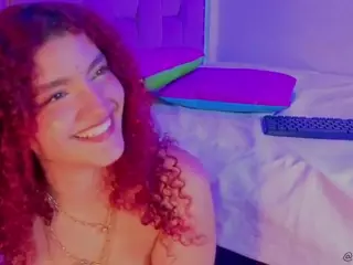 MADDYS-TONE's Live Sex Cam Show