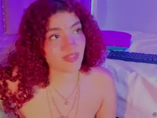MADDYS-TONE's Live Sex Cam Show