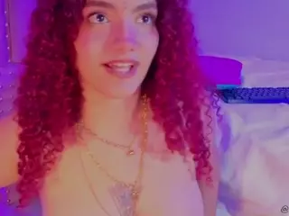 MADDYS-TONE's Live Sex Cam Show