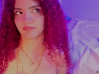 MADDYS-TONE's Live Sex Cam Show