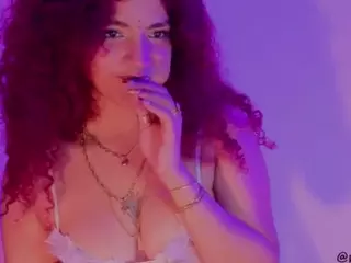 MADDYS-TONE's Live Sex Cam Show