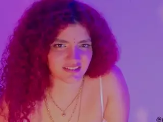 MADDYS-TONE's Live Sex Cam Show