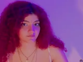 MADDYS-TONE's Live Sex Cam Show