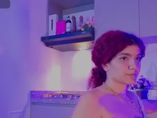 MADDYS-TONE's Live Sex Cam Show
