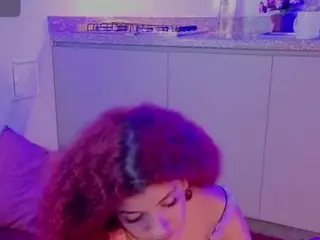 MADDYS-TONE's Live Sex Cam Show