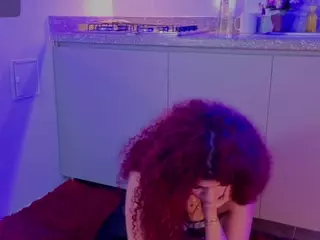 MADDYS-TONE's Live Sex Cam Show