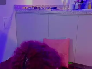 MADDYS-TONE's Live Sex Cam Show