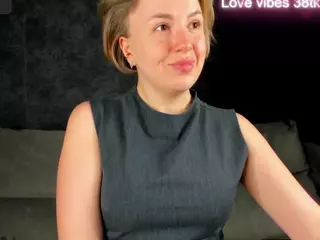 Nikki's Live Sex Cam Show