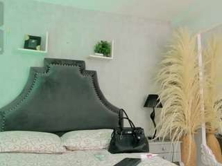 Live cam show with AlliceMackenzie