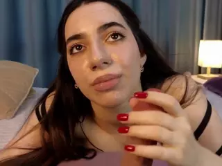 IlonaHolmes's Live Sex Cam Show