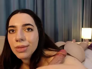IlonaHolmes's Live Sex Cam Show