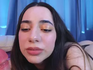 IlonaHolmes's Live Sex Cam Show