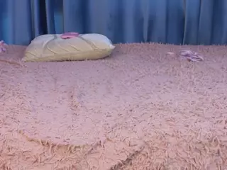 IlonaHolmes's Live Sex Cam Show