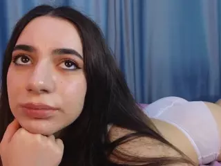 IlonaHolmes's Live Sex Cam Show