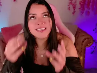 Melanyx-x's Live Sex Cam Show