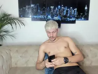 pedrodasilva's Live Sex Cam Show
