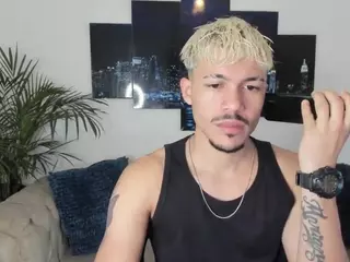 pedrodasilva's Live Sex Cam Show