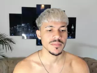 pedrodasilva's Live Sex Cam Show
