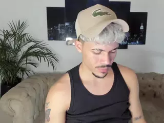 pedrodasilva's Live Sex Cam Show