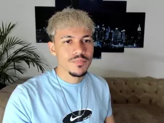 pedrodasilva's Live Sex Cam Show
