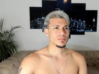 pedrodasilva's Live Sex Cam Show