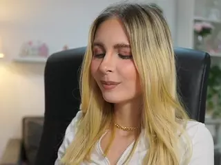 catecrago's Live Sex Cam Show