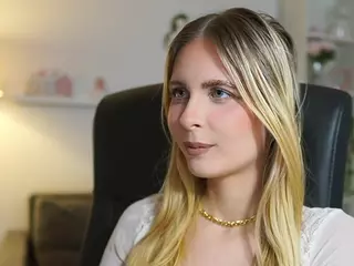 catecrago's Live Sex Cam Show
