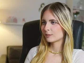 catecrago's Live Sex Cam Show