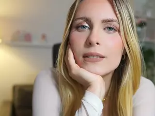 catecrago's Live Sex Cam Show