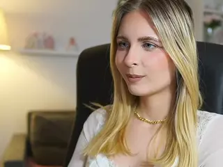 catecrago's Live Sex Cam Show