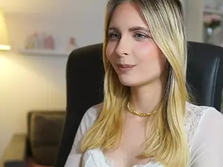 catecrago's Live Sex Cam Show