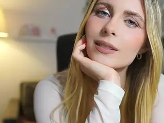 catecrago's Live Sex Cam Show