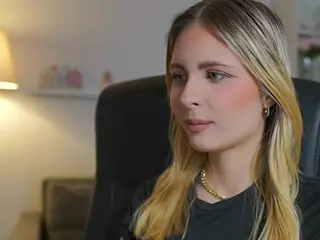 catecrago's Live Sex Cam Show