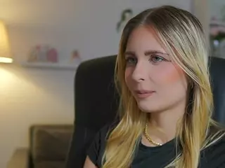 catecrago's Live Sex Cam Show