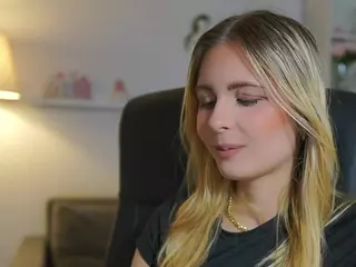 catecrago's Live Sex Cam Show