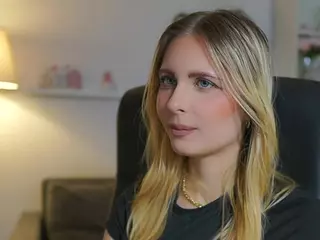catecrago's Live Sex Cam Show
