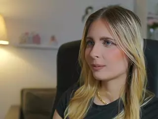 catecrago's Live Sex Cam Show