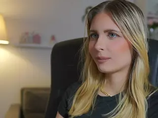 catecrago's Live Sex Cam Show