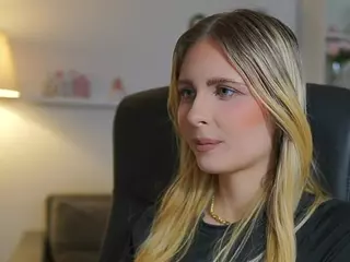 catecrago's Live Sex Cam Show