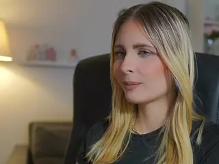 catecrago's Live Sex Cam Show