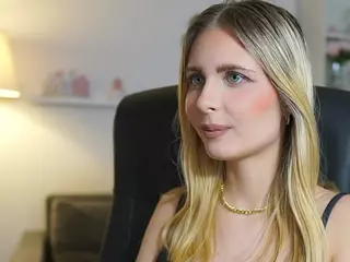 catecrago's Live Sex Cam Show