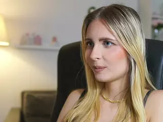catecrago's Live Sex Cam Show