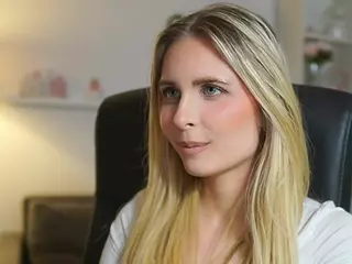catecrago's Live Sex Cam Show