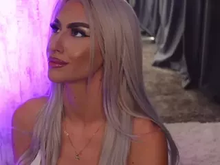 KarlaBart's Live Sex Cam Show