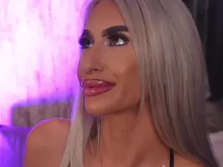 KarlaBart's Live Sex Cam Show