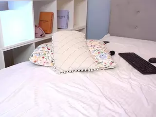 MiyaEvan's Live Sex Cam Show