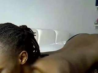 Hornydoll22