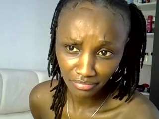 Hornydoll22