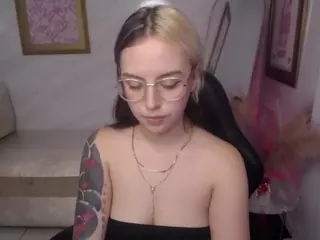 SEXYHELA's Live Sex Cam Show