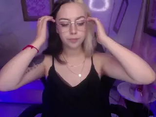 SEXYHELA's Live Sex Cam Show